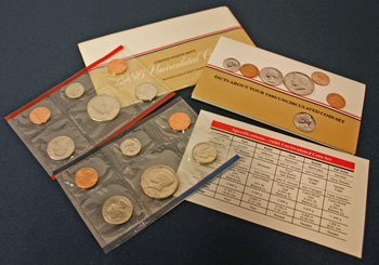 1986 Mint Set opened showing contents
