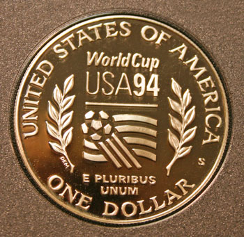 1994 Prestige Set commemorative silver dollar reverse
